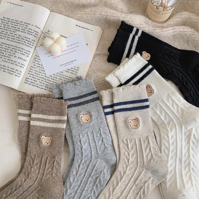 Ladies Autumn Winter Warm Lace Cartoon Cute Bear Embroidery Wool Medium Barrel Pile Pile Socks