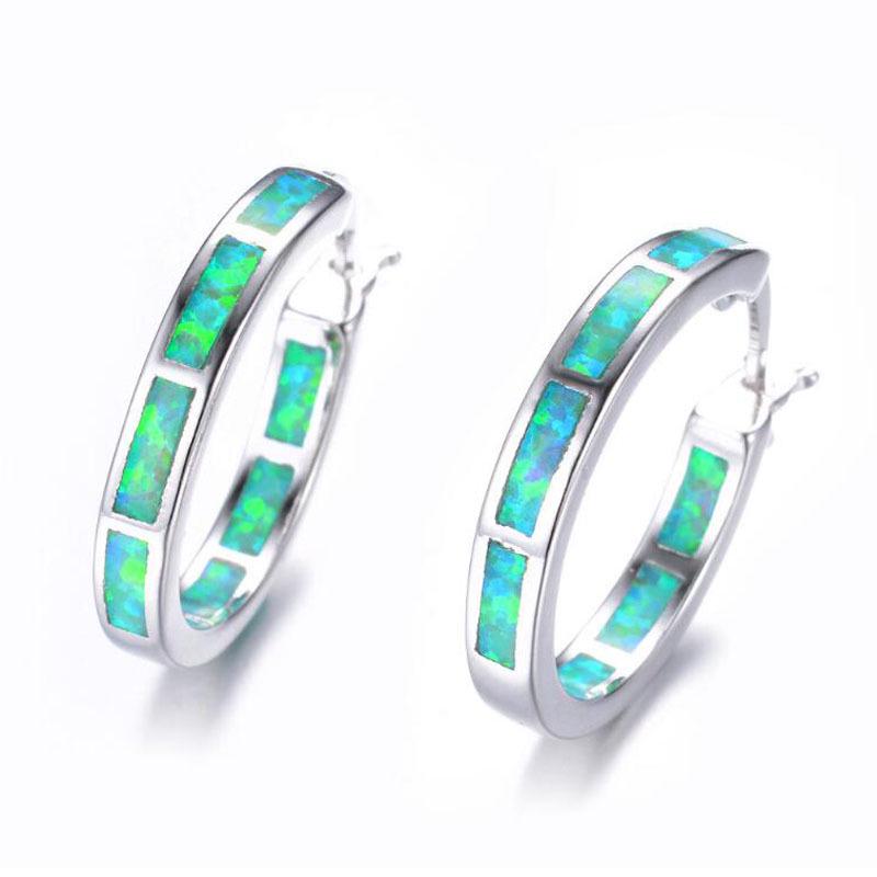 Boucles d'oreilles créoles rondes en opale colorée en forme de C