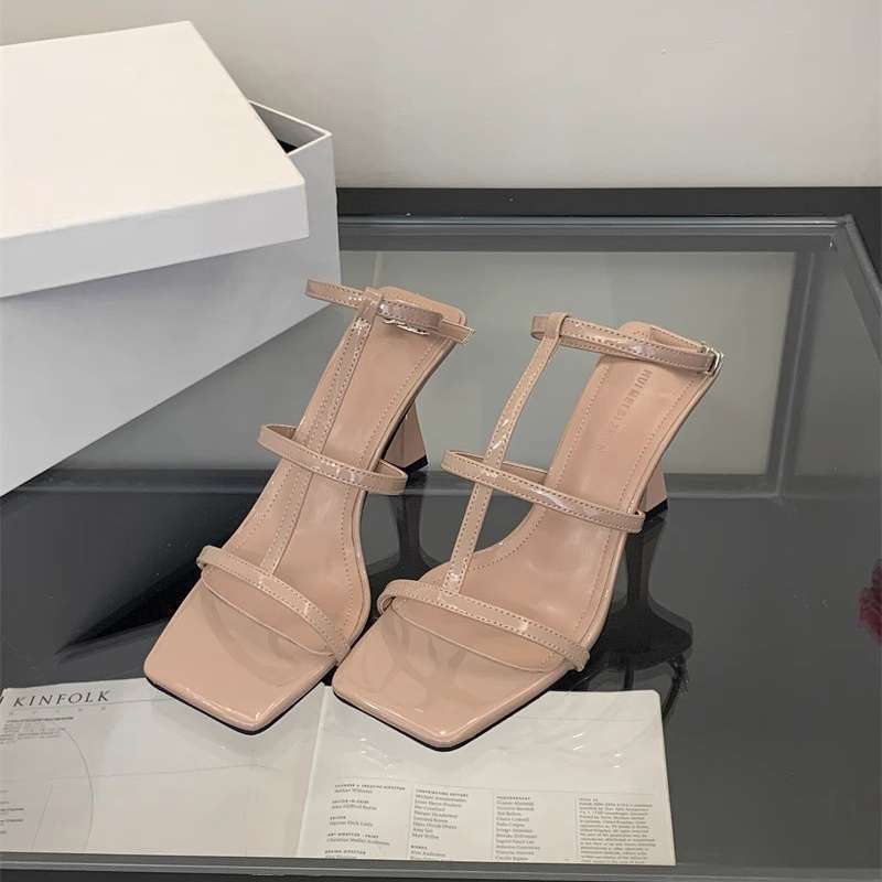 2025 Summer New French Naked Pink High Heels Women's British Style Word with Square Head Thin Heel Sandals Women's Open Toes