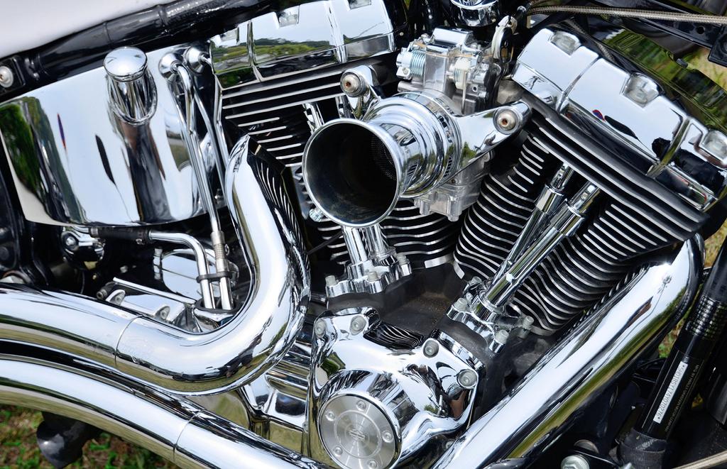 AUTOSOL Leštidlo na kovy Německá specifikace s japonským návodem k použití (Plechovka 750 ml)