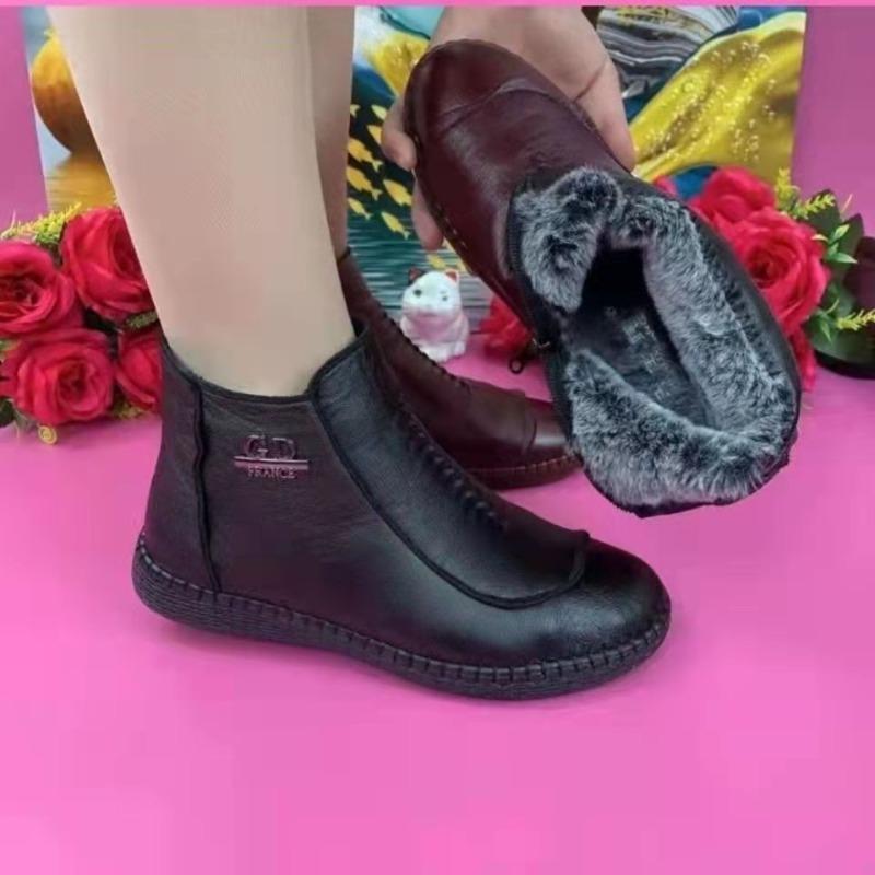 High-top Velvet Soft Leather Mother Shoes Warm, Non-slip and Comfortable Cotton Shoes Waterproof Leather Boots Winter New Versatile Short Boots
