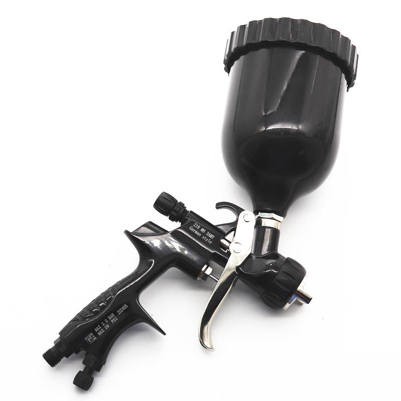 Spray Gun 1.3mm Car Paint Gun 600cc Tank Gravity Feed Stainless Steel Nozzle Air Spray Gun High Atomization Car Paint Spray Gun