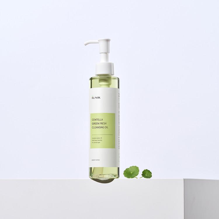 [iUNIK] Centella Green Fresh Cleansing Oil 200ml