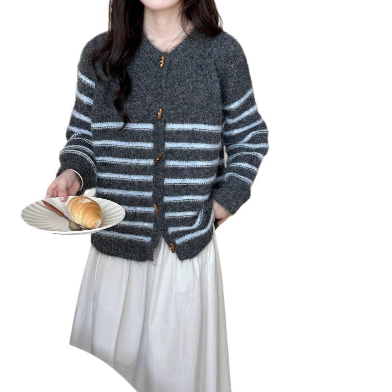 Autumn and Winter New Contrasting Color Striped Horn Buckle Knitted Cardigan Loose Soft Waxy Design Sweater Jacket Women