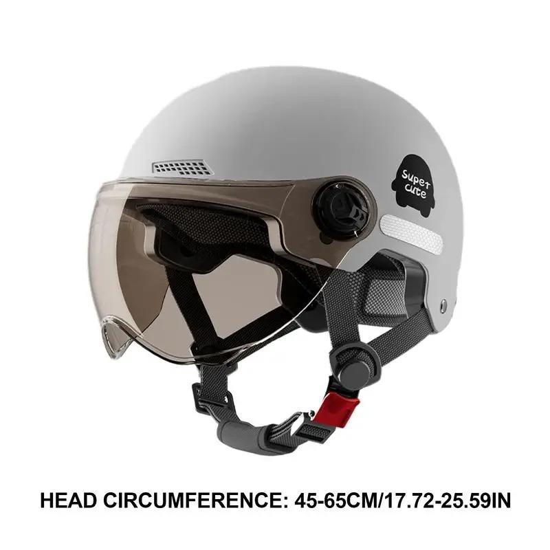 Bezpečnostní přilba na kolo Lehká pánská dámská elektrická cyklistická poloviční přilba pro dospělé s brýlemi Bezpečnostní přilba na elektrický skútr