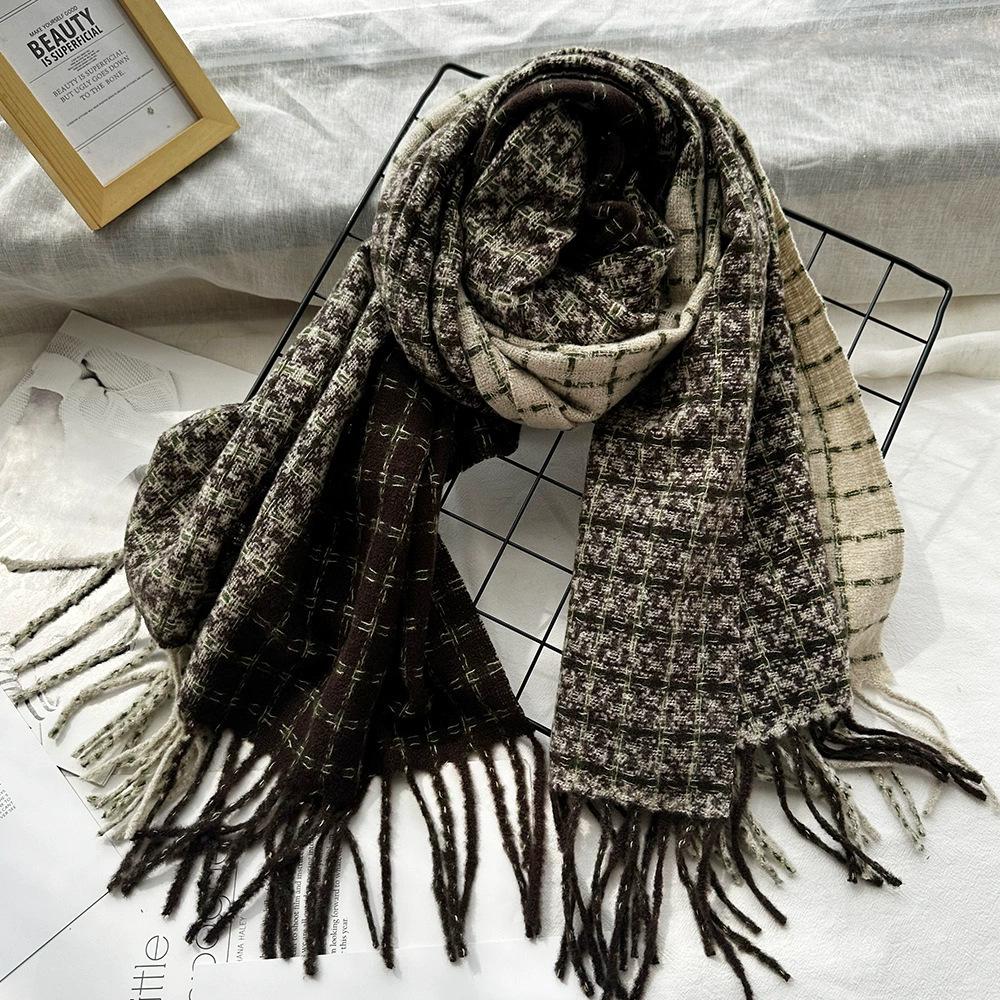 Soft waxy and thick plaid imitation cashmere scarf for women, warm fringed shawl in winter, couple scarf tide