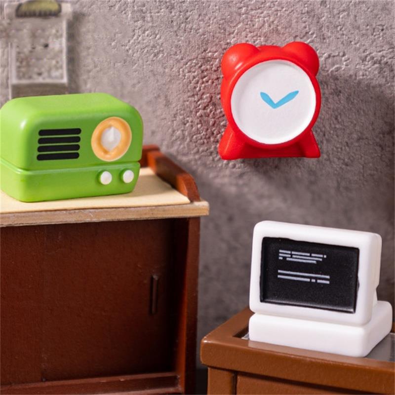 5Pcs Cute Landline Radio Retro Items Micro Landscape Ornaments Home Desktop Decor Dollhouse Toys Car Diy Accessories Kids Gifts