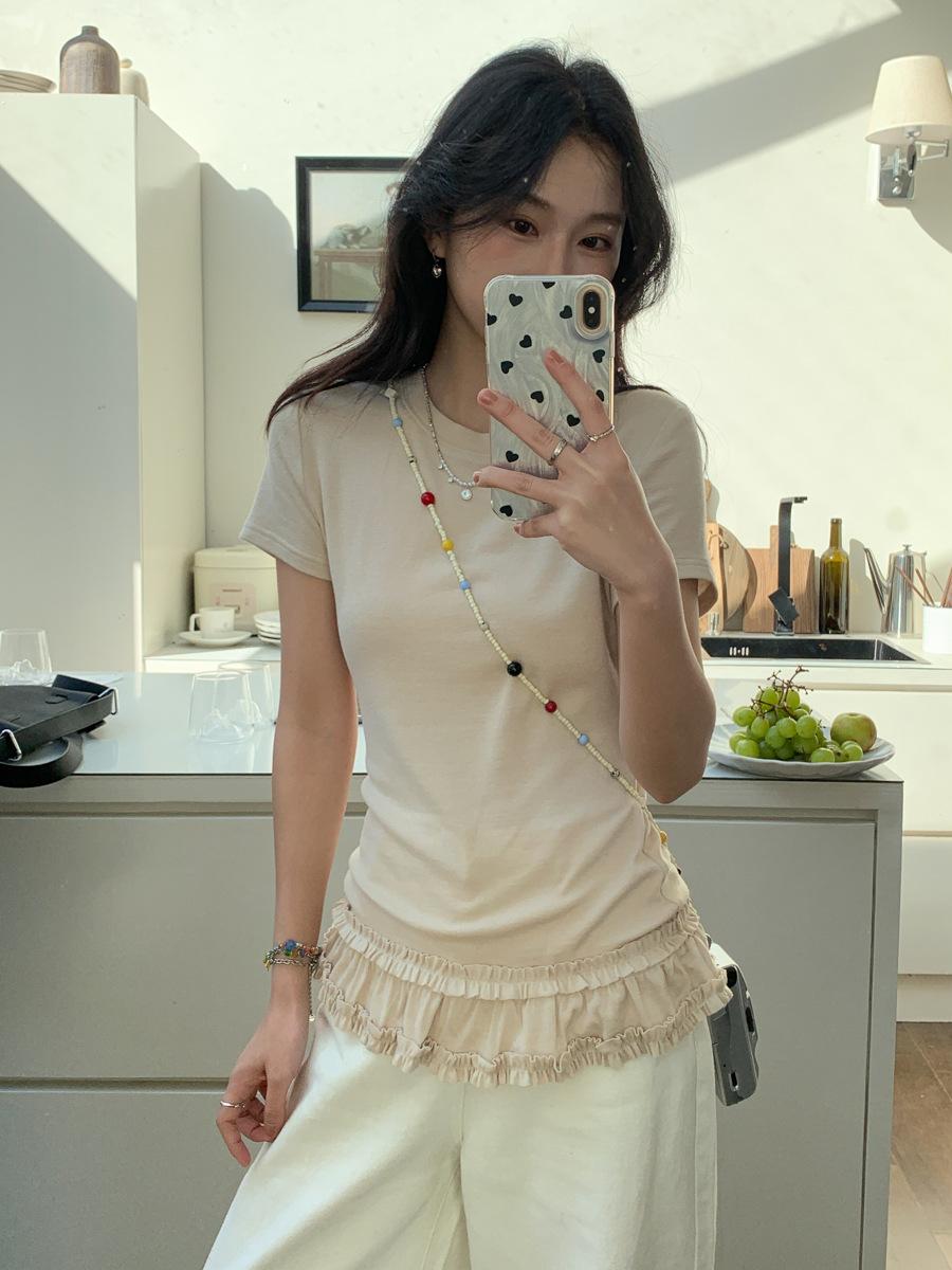 

Unique and chic hem splicing contrasting color fungus edge round neck short-sleeved T-shirt women s Xia Chun wants to base the inner top S абрикосовый