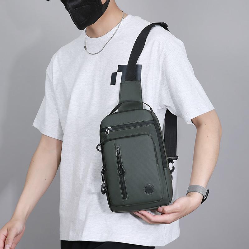 Geantă Unisex Multifuncțională Crossbody - Sling de Piept din Nailon Rezistent la Apă cu Buzunare Organizatorice