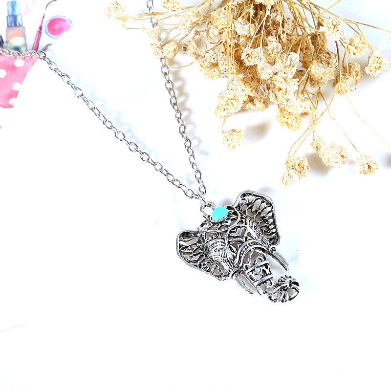 Retro Ethnic Style Turquoise and Agate Necklace