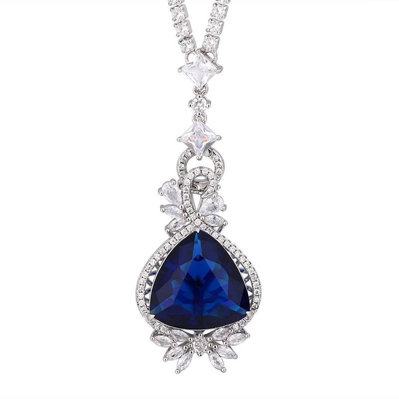 Jewelry Style Retro Simulation Royal Blue Luxury Temperament Pendant Necklace Heroine Stone 20 * 20