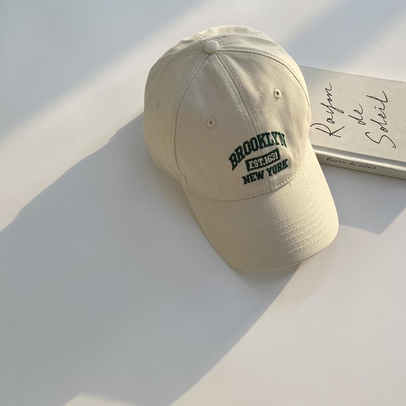 Cotton Baseball Highquality Cap With Sun Protection In Black And Navy Blue
