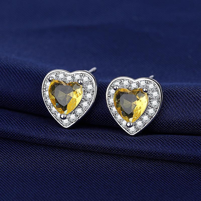 European and American Hot-Selling Heart-Shaped Earrings with Simulated Diamond Zircon