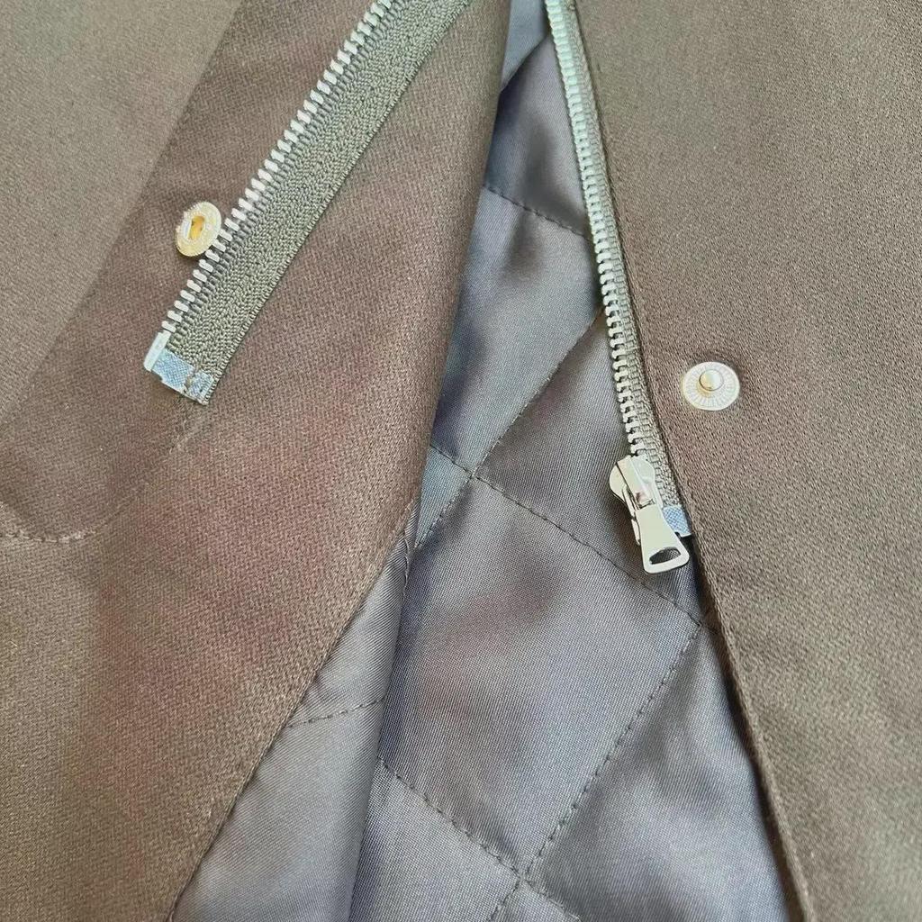 Severská švédská prošívaná větrovka áčkového střihu pro ženy