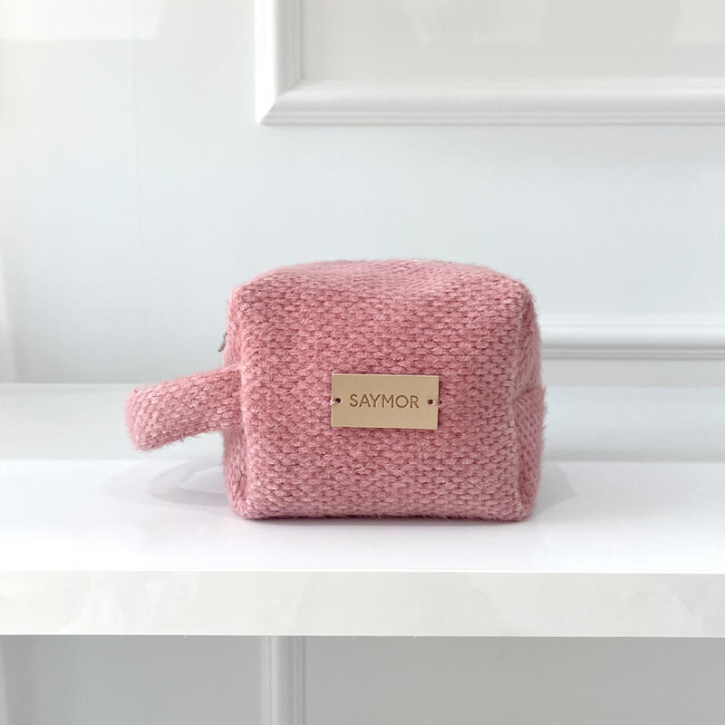 Cushion pouch_teddy pink
