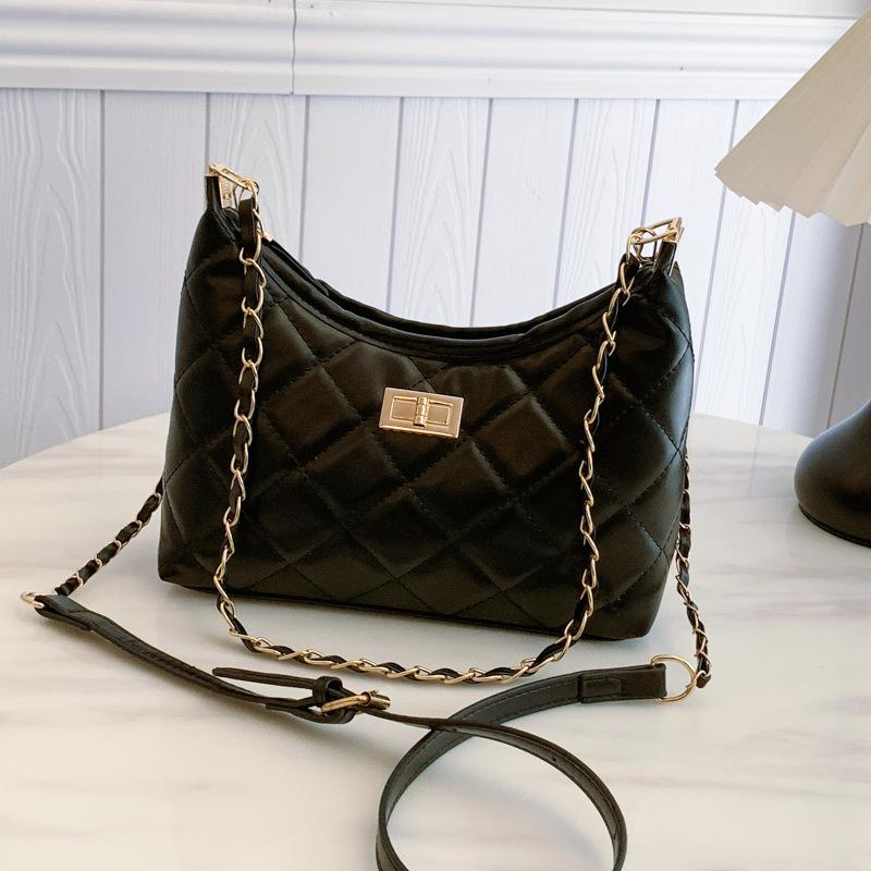 Niche Design Diamond Chain Single Shoulder Underarm Tote Bag Trendy High Value Commuter Messenger Bag