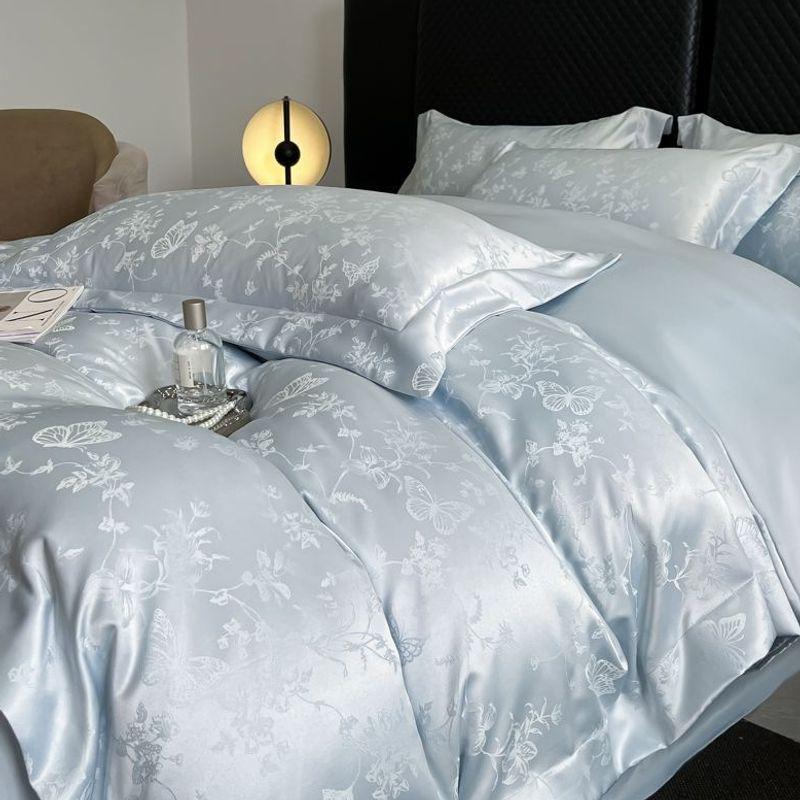 Luxurious Ice Silk Jacquard Duvet Cover Set - Summer Silky Bedding, Light Nude Three-Piece Set.