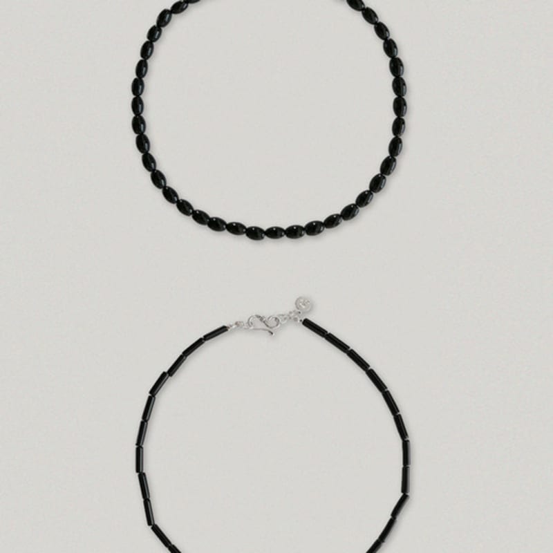 LEUNI Onyx Silver Necklace_Ellipse