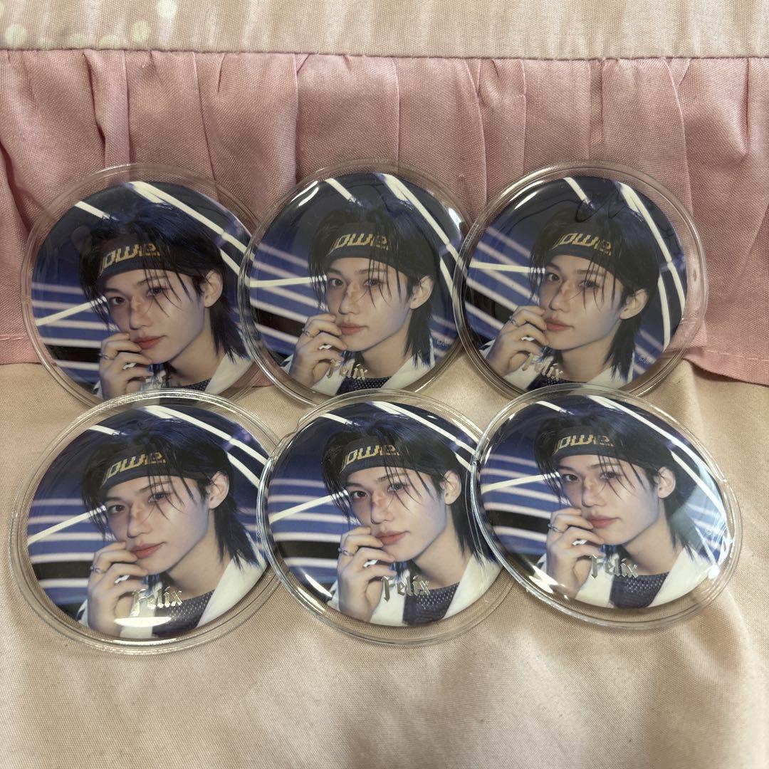 

[USED] Felix Dominate Button Badge