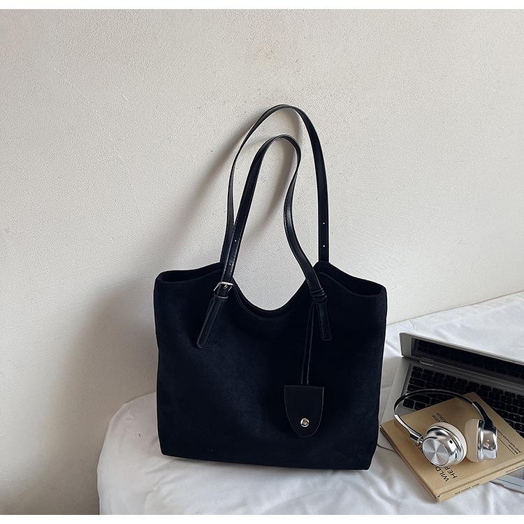 Vintage suede big bag women's 2025 new autumn and winter fashion large capacity commuting shoulder underarm tote bag