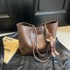 Premium retro large-capacity bag women's new fashion commuter bag shoulder bag popular tote bag