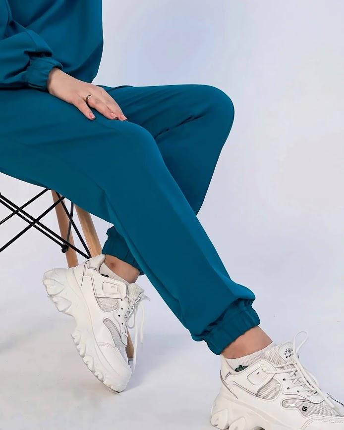 Suit (women’s) Any season 8263-057 HC