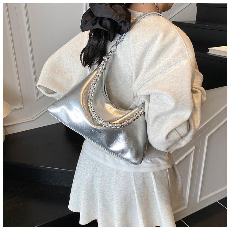 Underarm Tote Bag Women Commute To Work Large-capacity Shoulder Bag New Texture Spring and Summer Messenger Bag