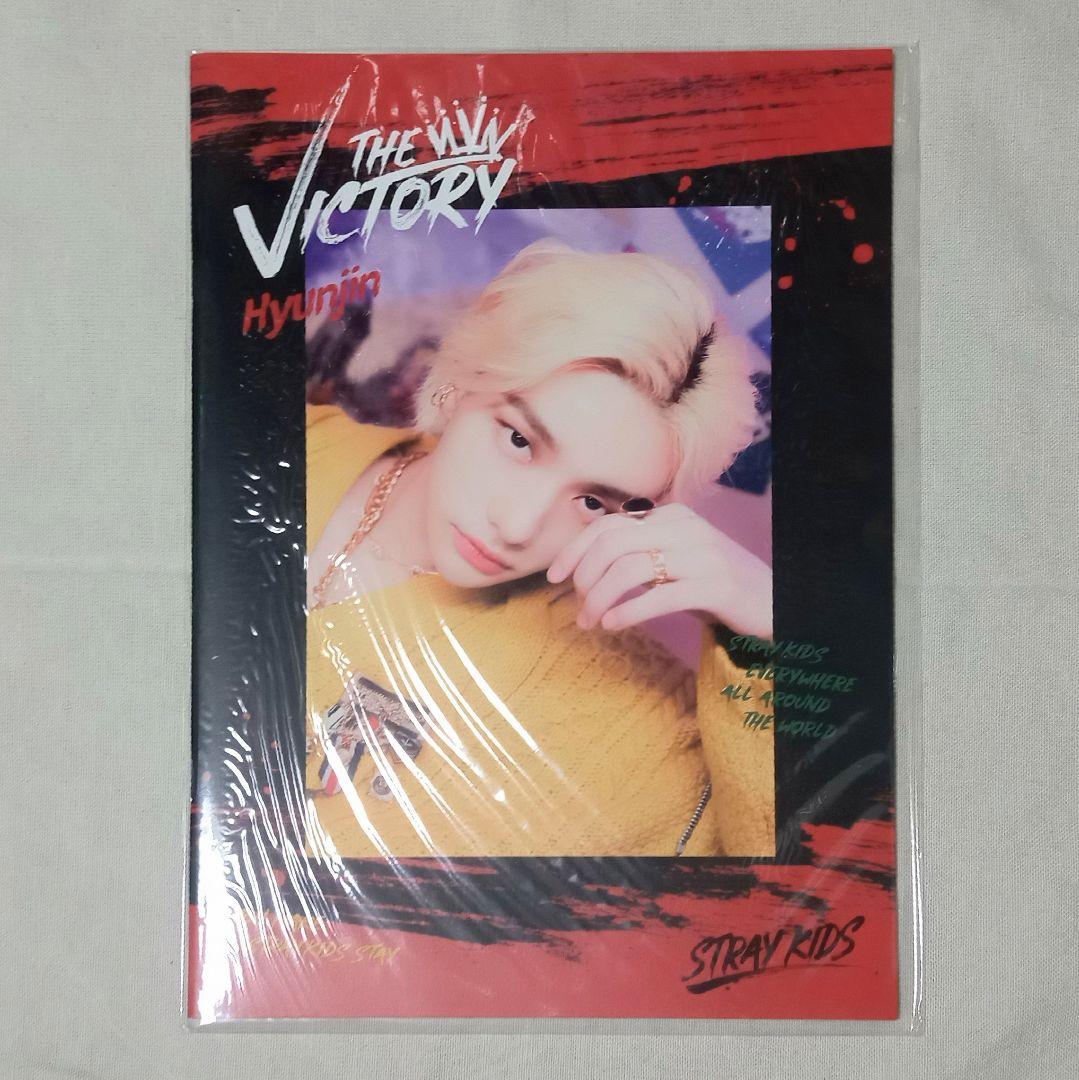 

[USED] [] Stray Kids THE VICTORY Photobook Hyunjin