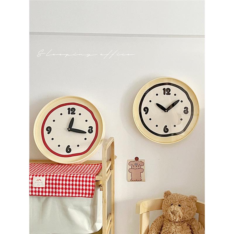 Modern Cream Style Silent Wall Clock for Living and Study Rooms