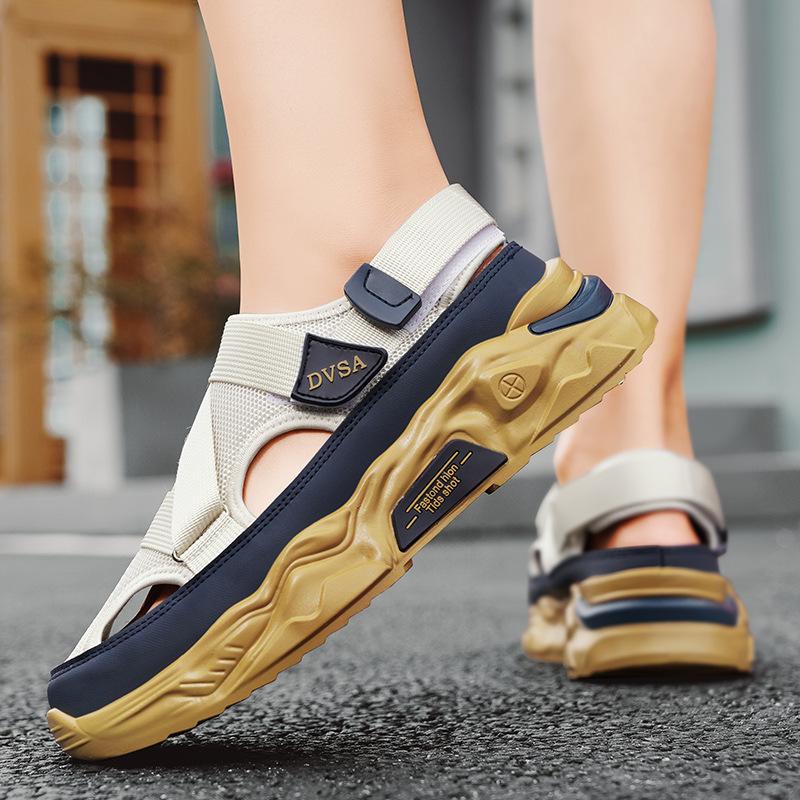 Sandals summer new outside wear driving breathable summer non-slip wear-resistant men's shoes men's sports leisure beach sandals