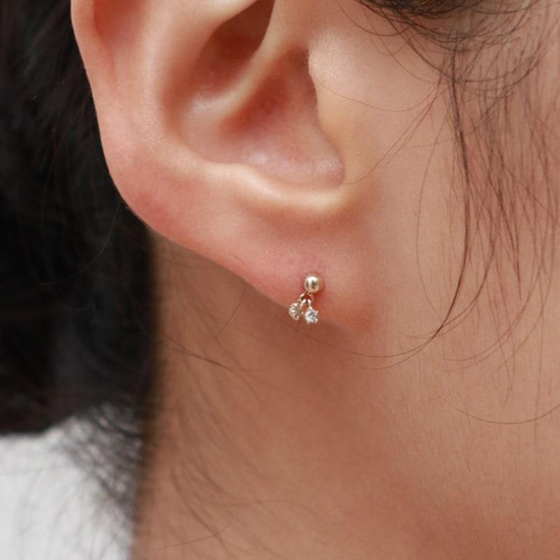 Less Is More 14K Gold Twin Drop Flower Earring & Piercing