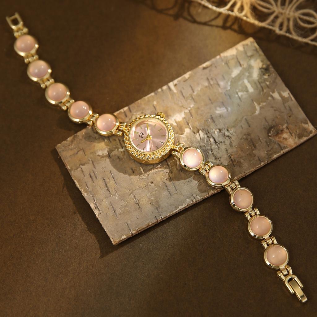 Green Women's Vintage Stone Gold Watch Elegant Ladies Quartz Watches High Quality Colored Gemstones Bracelet Wristwatch Reloj