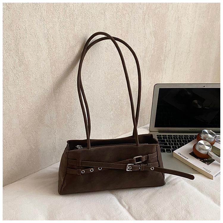 

Large-capacity women s commuter bag winter new retro trend high-value simple underarm bag