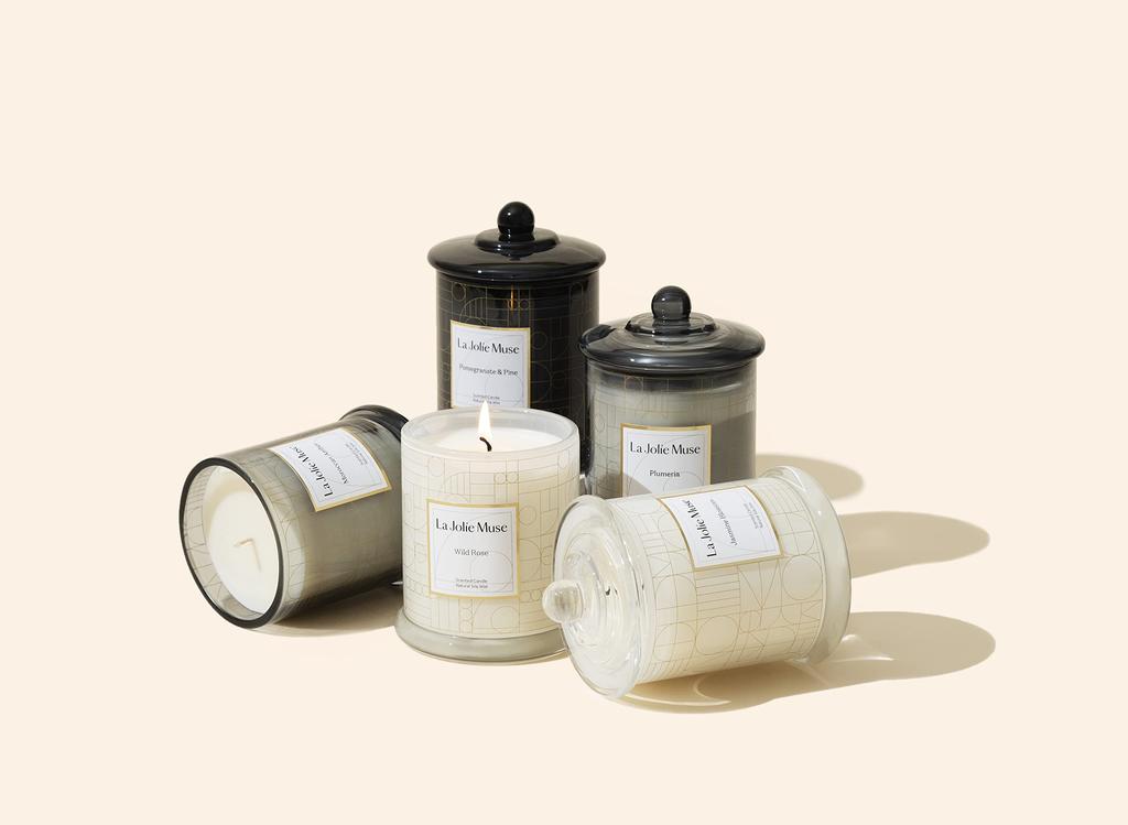 LA JOLIE MUSE Aroma Candle, Jasmine Scent, 65-Hour Burning Time, Natural Soy Wax, Jar Candle, Gift