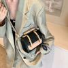 Fashionable Texture Simple New Trendy Casual British Style Commuting One-shoulder Crossbody Contrasting Color Handbag for Women