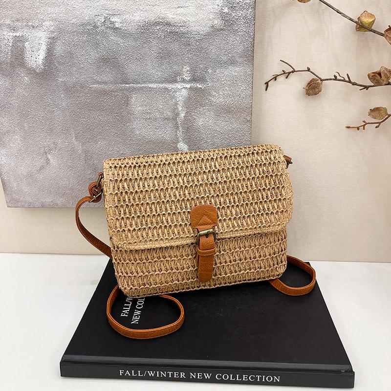 Woven Small Square Bag Women's Seaside Vacation Beach Bag Large Capacity Casual Shoulder Messenger Bag