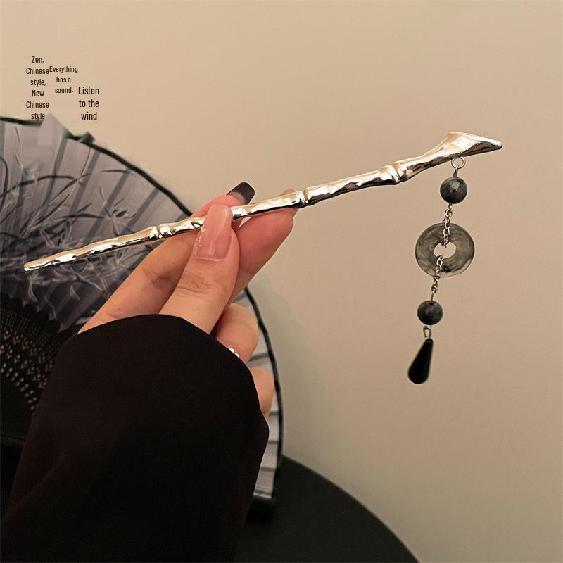 Ancient Chinese-Style Hanfu Hair Accessories: Elegant Updo Hairpins with Tassels for Women