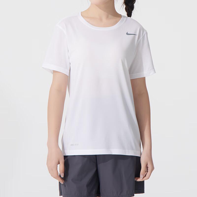 

Nike Summer Short-Sleeve T-Shirt IB8899 M