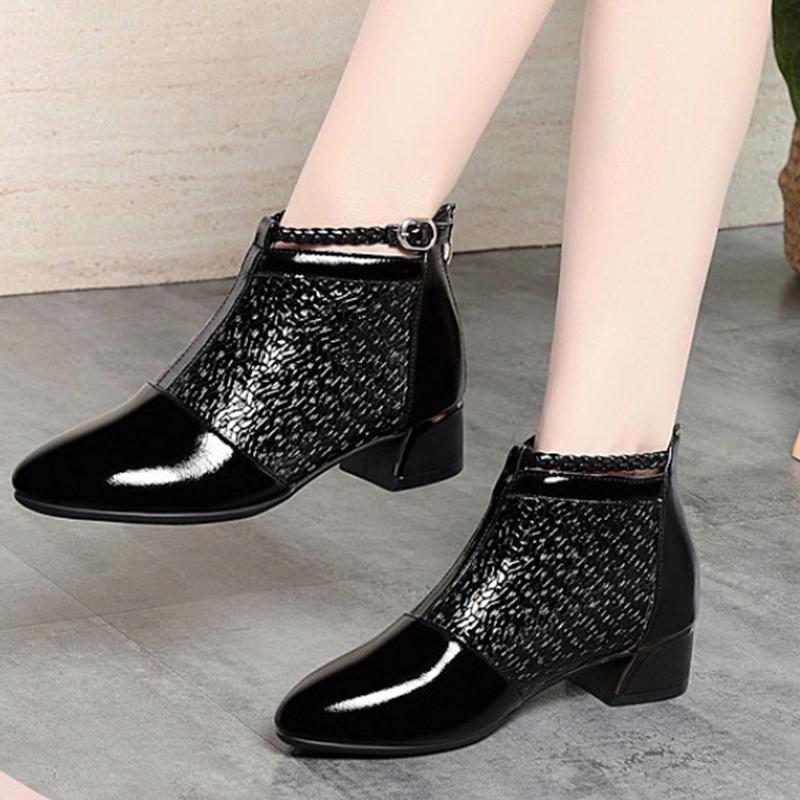 Fashion Summer Short Boots Thin 2025 New Martin Boots Breathable Hollow Boots Women's Single Boots Versatile Chelsea Women's Boots