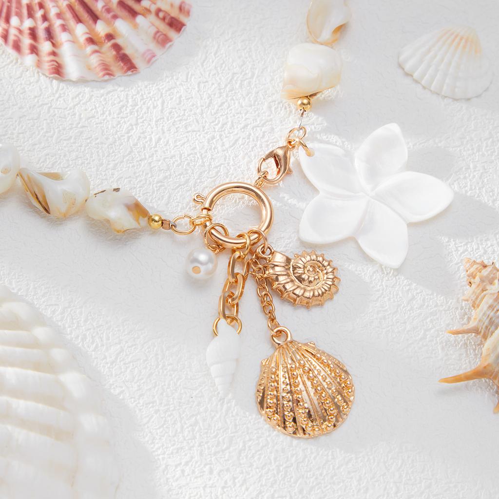 Ocean Wind Natural Shell Piece Flower Necklace Women'S Fashion Conch Scallop Shell Pendant Necklace