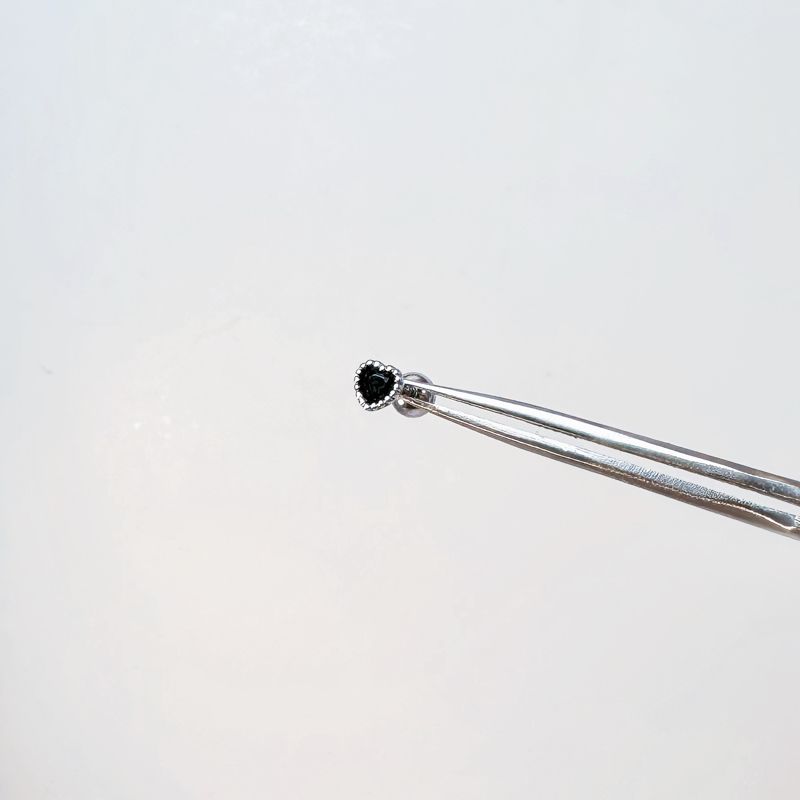 

22 Ding Mu Water Drop Cross Eardrop Earring Sweet Cool Sexy Y2g Earrings Heart Butterfly Shiny Diamond Ear Studs 3# Black zircon love ear studs