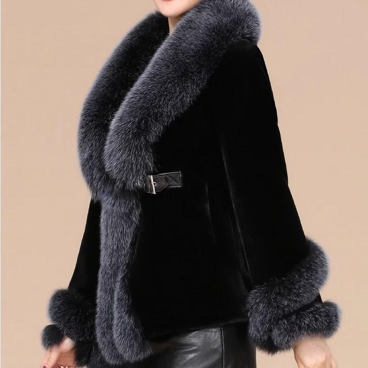 

Женская зимняя шуба из искусственного лисьего меха, цельнокроеная, короткая, утолщенная M [85-50kg] чёрный