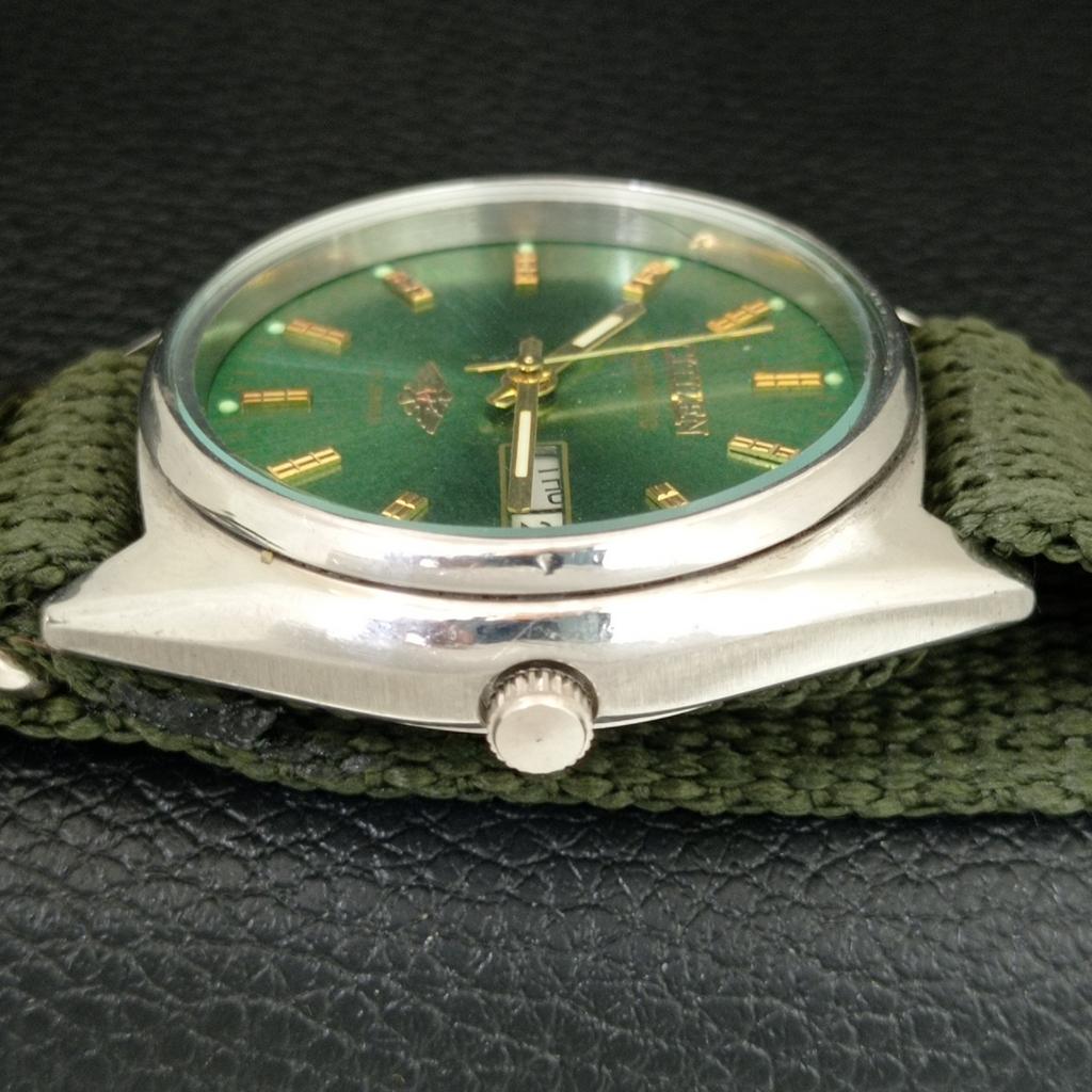 VINTAGE CITIZEN AUTOMATIC 8200 JAPAN MENS GREEN COLOR DIAL WATCH a709335-1
