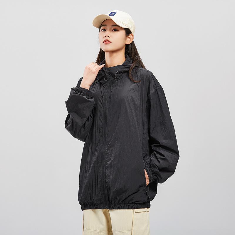 Japanese ultra-light sunscreen clothing women's UV protection summer men's skin clothing breathable sunscreen clothing hooded jacket