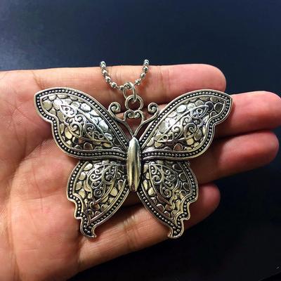 Osobnost Hmyz Butterfly Náhrdelník Vintage Animal Design Příslušenství na krk Šperky Dárek
