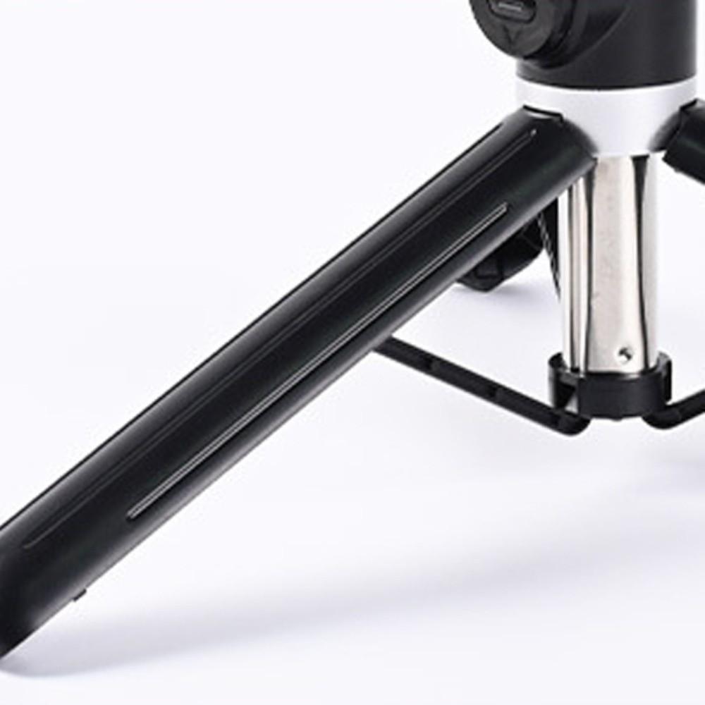 Portable Telescopic Selfie Stick 1.7m Selfie Stick Tripod Bluetooth Selfie Stick  Vlog Photography
