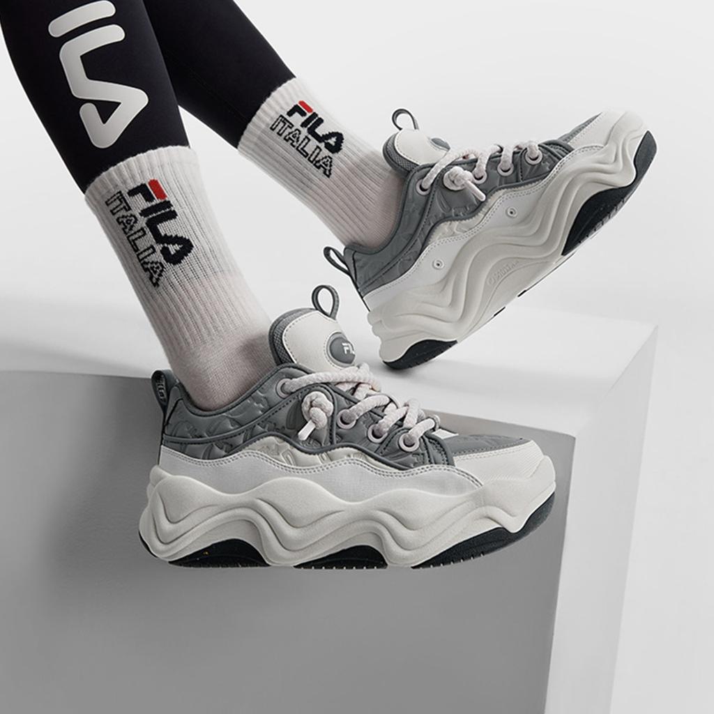 Fila Brook LV Flow Sand Shoes Fashion Comfortable Low Top Skate Shoes Women Sneaker White Gray F12W441209FES