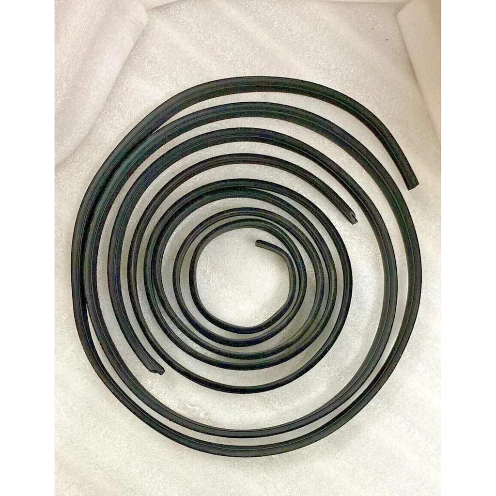 Suitable For Suzuki Samurai 85'-95' Glass Run Window Channel Rubber Lh & Rh