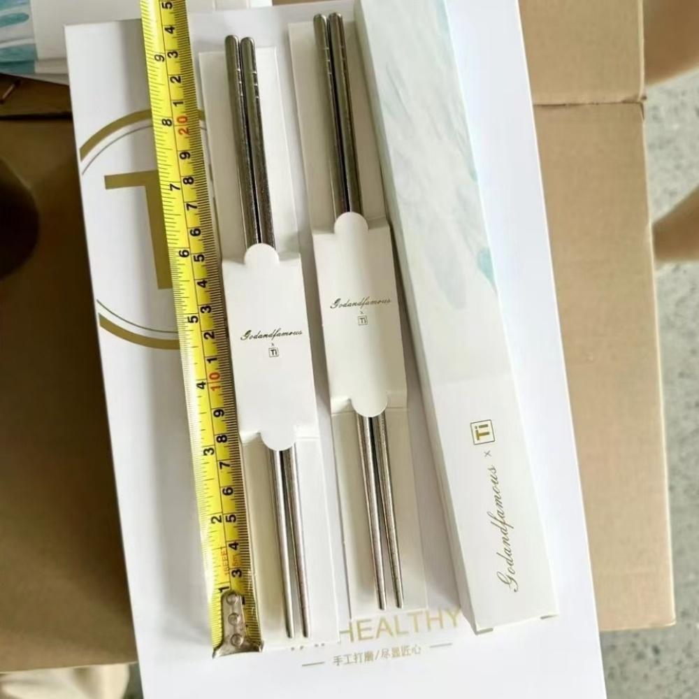 Premium Titanium Eetstokjes Japans Koreaanse Eetstokjes voor Koken Eten 5 Paren Herbruikbaar Vaatwasserbestendig