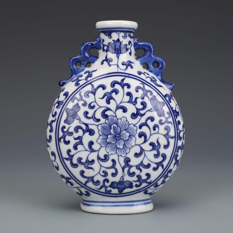 

Антикварная фарфоровая коллекция Цинская династия Цяньлун Сине-белая Цзиндэчжэньская керамическая ваза Аксессуары Искусство Предметы для украшения дома и комнаты